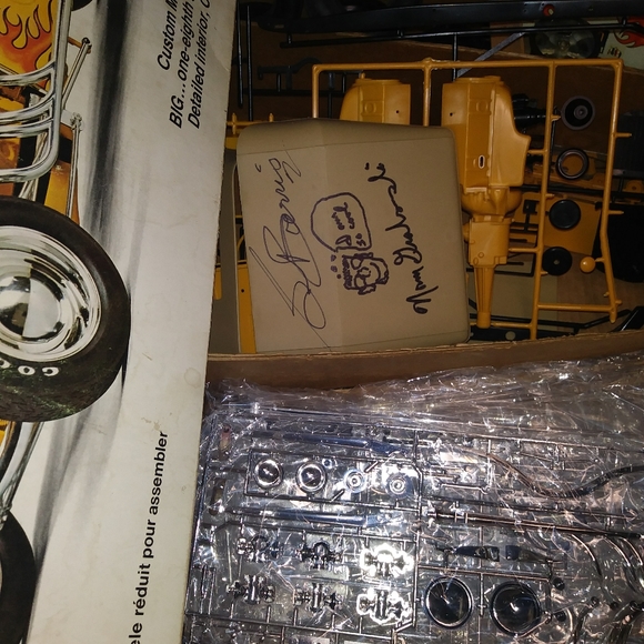 Big "T" street rod model signed by George Barris - Picture 3 of 3